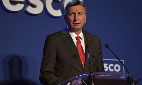 Pahor potpisao odluku o parlamentarnim izborima 24. travnja