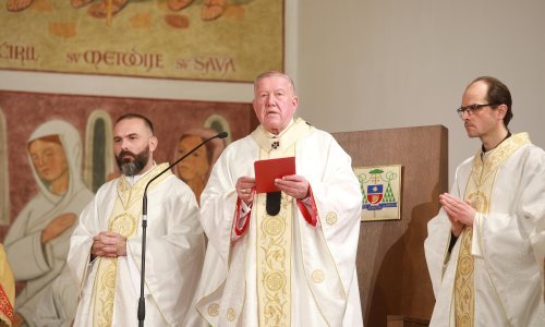 Beogradska nadbiskupija moli povrat bogoslužnih predmeta ukradenih nadbiskupu Hočevaru