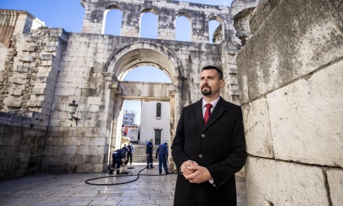 Ivošević se ispričao: 'Radit ću u medijskoj tišini i u sljedećem razdoblju se povlačim iz javnosti'