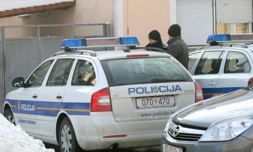 Muškarac kod Đakova letvom udario psa susjede i ubio ga, dobio je kaznenu prijavu