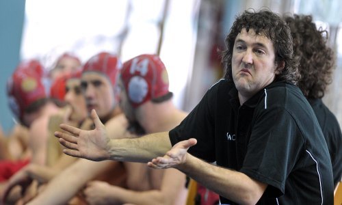 Crnogorski trener hrvatskog podrijetla nakon ružnog nacionalističkog incidenta ipak napustio klupu Crvene zvezde!