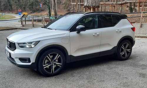 Vozili smo Volvo XC40 T5 Recharge plug-in hibrid: Izvrstan i sofisticiran kompaktni SUV premium segmenta u svim detaljima
