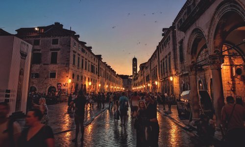 Strani umirovljenici nas vole: Hrvatska im je među deset omiljenih zemalja