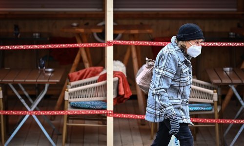 Austrija ublažava ograničenja protiv covida, ali FFP2 maske ostaju na pojedinim mjestima. Evo gdje