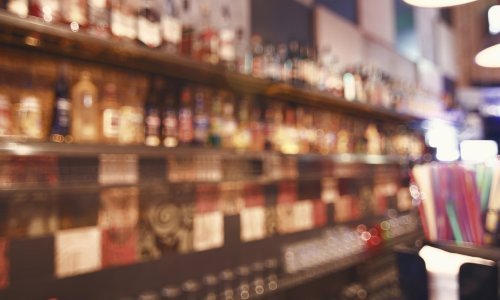 Muškarac u Križevcima dobio od suda zabranu posjećivanja kafića osam dana