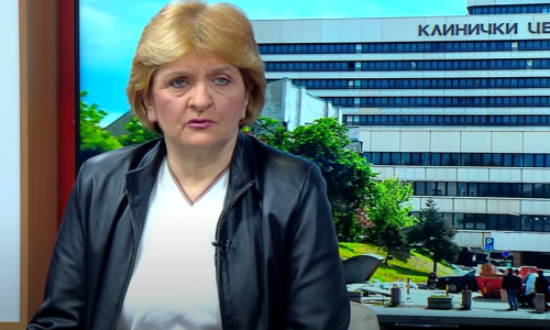 Vučićeva izborna uzdanica Danica Grujičić hodajuća je kontroverza: NATO joj je kriv za karcinom u Srbiji, za koronu zaziva Mossad, a Nestorović joj je veliki prijatelj