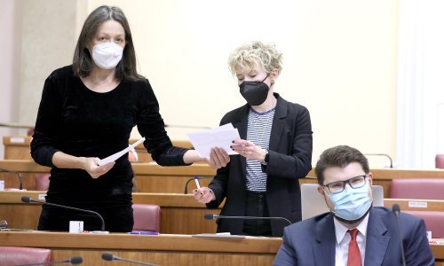 Oporba: Skandalozno je da liječnici prijavljuju privremenu nesposobnost za vožnju