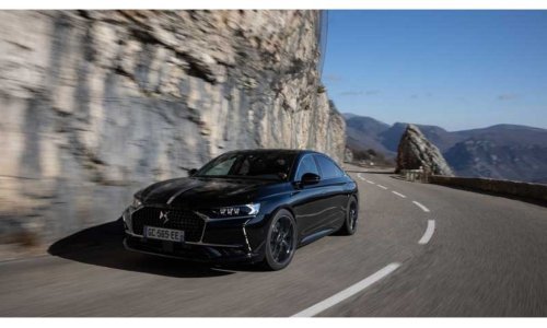 [FOTO] DS 9 E-TENSE 4X4 360 i DS 9 E-TENSE 250: Dva nova hibridna benzinska/plug-in električna pogona