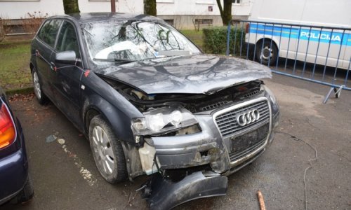 U Dugoj Resi ukrao automobil, njime u Zagrebu pokušao pregaziti policiju pa pobjegao u Zaprešić i sudario se; uhićen je