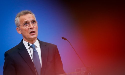 Stoltenberg: Zabrinuti smo da Rusija pokušava inscenirati izgovor za oružani napad na Ukrajinu