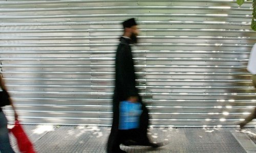 Pravoslavni svećenik: Cjepiva protiv koronavirusa znak su antikrista