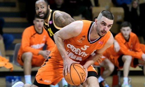 [FOTO] Splitu presudio njegov bivši košarkaš i odveo Cedevitu Junior u zagrebačko finale