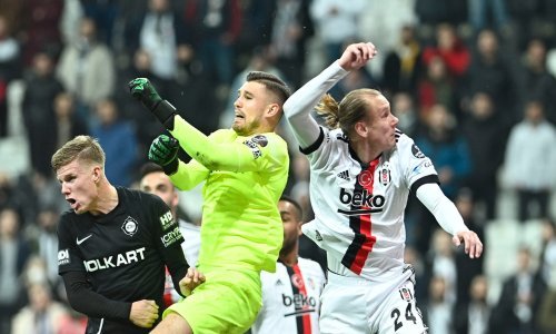 [VIDEO] Vida spasio Bešiktaš; način na koji je izneredio protivnika i pripremio teren za gol oduševio je vojsku fanatičnih navijača