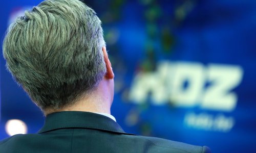 HDZ-ovci na Facebooku: Dvije loše vijesti za 'Kremljenka s Pantovčaka'