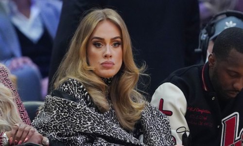 Nakon velikog fijaska Adele se odlučila na drastičan potez - svom kreativnom timu podijelila je otkaze pa angažirala nove