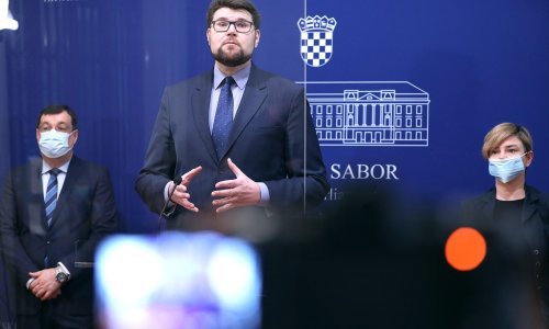 Oporba predala prijedlog za raspuštanje Sabora i raspisivanje izvanrednih izbora