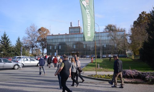 Petrokemija zaustavlja pogone za proizvodnju amonijaka i uree, očekuju rast troškova proizvodnje hrane