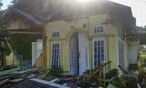 U potresu u Indoneziji poginulo najmanje dvoje ljudi, osjetili ga i u Singapuru