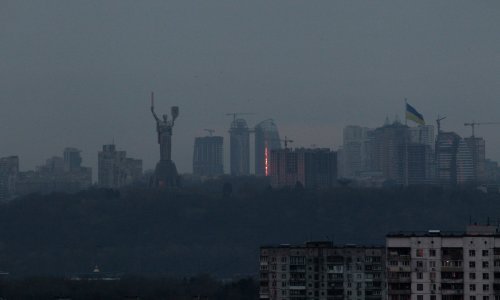 Ukrajinska vojna vozila u obrani Kijeva uoči očekivanog ruskog napada