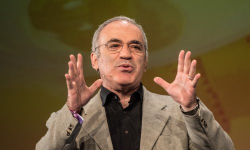 Kasparov žesto kritizirao MOO: 'Održavate veze sa svim putinima ovog svijeta'