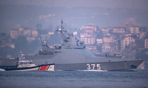 Turska zatvorila prolaz ruskim ratnim brodovima kroz Crno more?
