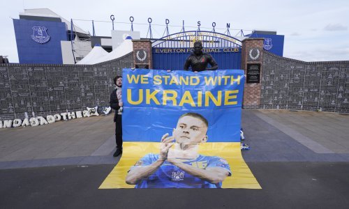 Jajima zasuto rusko veleposlanstvo u Londonu