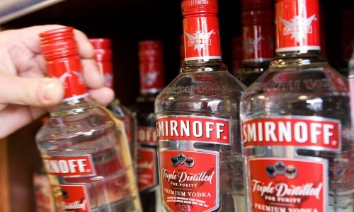 Votka na udaru sankcija; Amerikanci je masovno povlače s polica, ali ne znaju jednu stvar