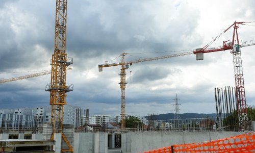 APN s 14 banaka ugovorio subvencionirane kredite, evo tko nudi najmanje kamate