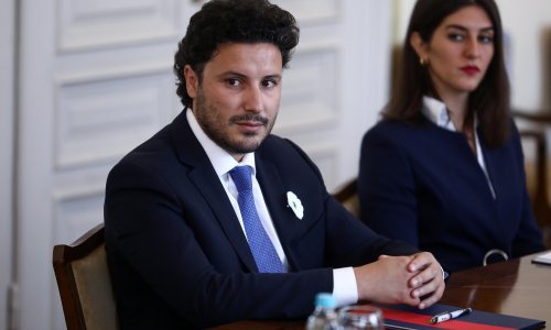 Abazović: Vanjsku politiku nećemo mijenjati, prilika za brže uključenje u EU