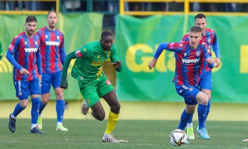 [VIDEO/FOTO] Hajduk kiksao u Puli! Istra i Bijeli podijelili bodove, poništen pogodak Biuka koštao Valdasovu momčad sva tri boda