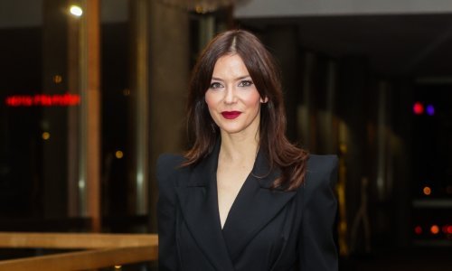 Ne viđamo je često: Vesna Pisarović u elegantnom izdanju zabljesnula na koncertu Danijele Martinović