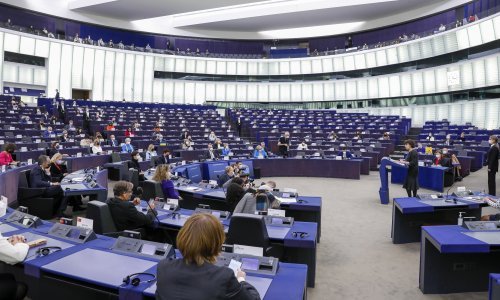 Europski parlament želi zabraniti 'zlatne putovnice'; Ressler: Kupovanje europske putovnice je neprihvatljivo