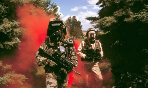 Rusija priprema teren za upotrebu kemijskog oružja? London i Washington vrlo su zabrinuti, uključio se i QAnon