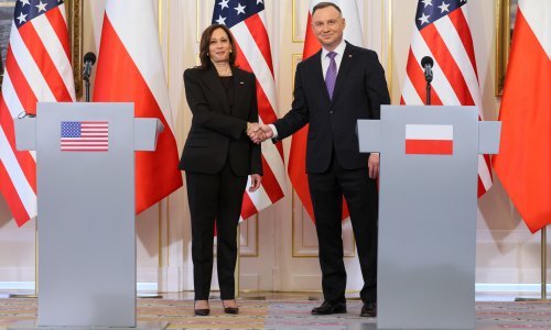 Kamala Harris podržava zahtjev za istragom ruskih ratnih zločina u Ukrajini