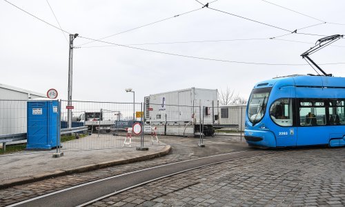 Zbog pada nepoznate letjelice zatvoren promet u dijelu Zagreba, evo detalja