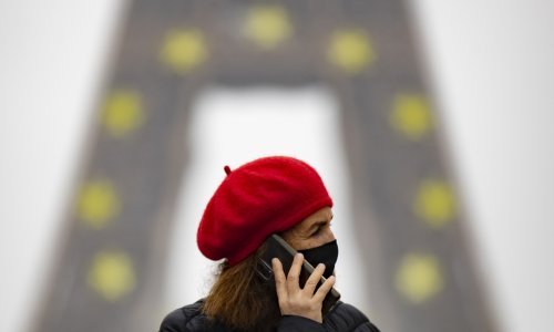 U Francuskoj porastao broj zaraženih koronavirusom za 25 posto u tjedan dana