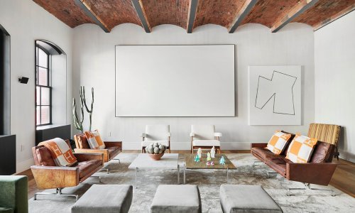 Najimpresivniji dio ovoga stana je predivan strop kakav se rijetko viđa