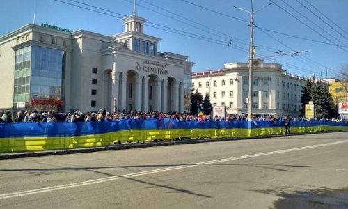 Ruski vojnici pucali na prosvjednike u okupiranom Hersonu, koristili i šok bombe