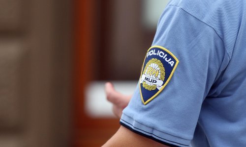 Dvoje lažnih bankara prevarilo staricu u Novom Zagrebu, ostala je bez nekoliko desetaka tisuća kuna