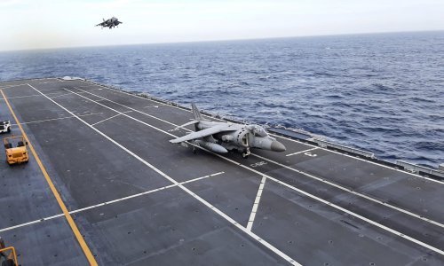 Plenković obilazi francuski nosač zrakoplova Charles de Gaulle