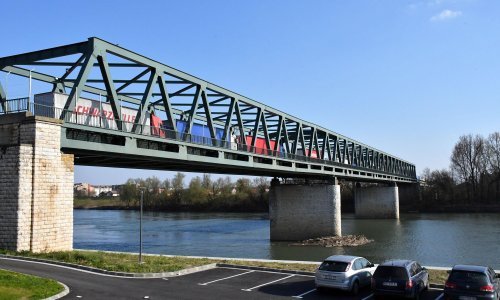 Cestovni prijevoznici: Teretni prijevoz mora poskupjeti 25 posto