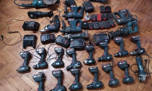 Netko je početkom mjeseca provalio u prostor tvrtke u Kotoribi i ukrao gomilu alata; policija ga je sada našla zakopanog pod zemljom