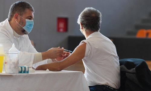 U skladištima se čuva gotovo dva milijuna doza neiskorištenog cjepiva, evo koliko se osoba cijepilo proteinskim cjepivom