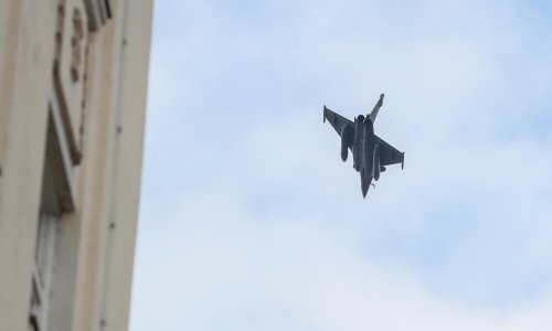 [VIDEO] Francuski Rafalei preletjeli su danas dobar dio Hrvatske, pogledajte formaciju snimljenu s Markova trga