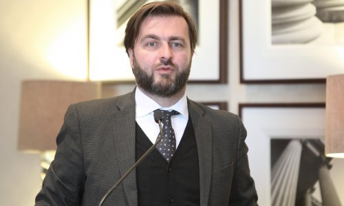 Ćorić: Očekujemo značajno smanjenje cijena goriva idućeg utorka