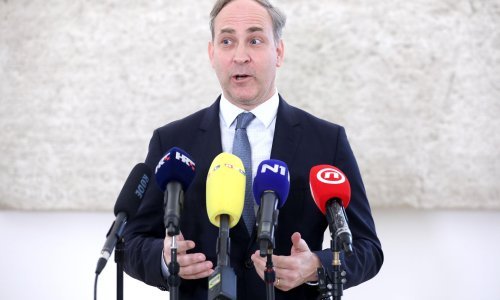 Bartulica: Plenković previše vjeruje ljudima u Bruxellesu. Vlada odgovara hrvatskom narodu, a ne dioničarima Pfizera