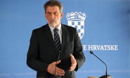 Zagrebačko Sveučilište protiv Fuchsovog Zakona o visokom obrazovanju