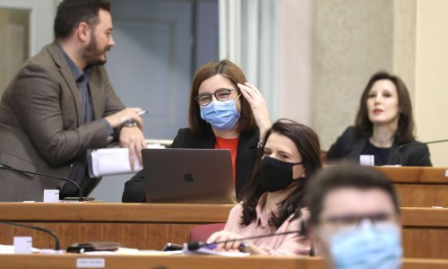 Saborska oporba traži 'podebljanje' popis proizvoda za smanjivanje PDV-a