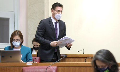 Troskot: HEP ne dopušta razvoj solarnih elektrana na Krku i Cresu