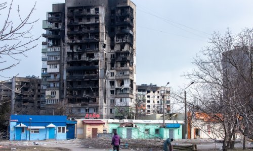 Ulične borbe u centru Mariupolja otežavaju spašavanje zarobljenih civila u podrumu kazališta